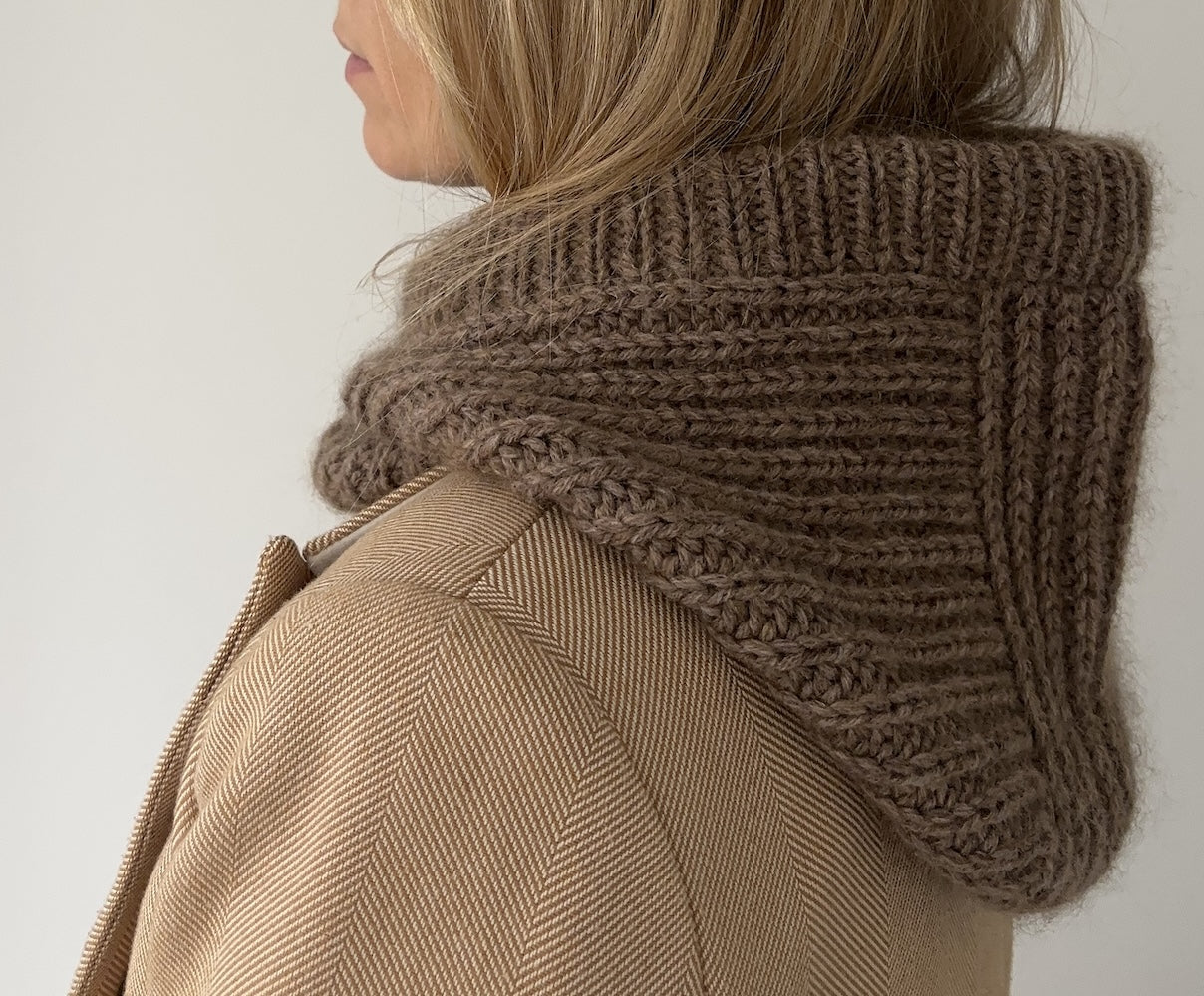 Hebrides Hood von Coco Amour Knitwear mit Heavy Merino und Soft Silk Mohair von Knitting for Olive 7