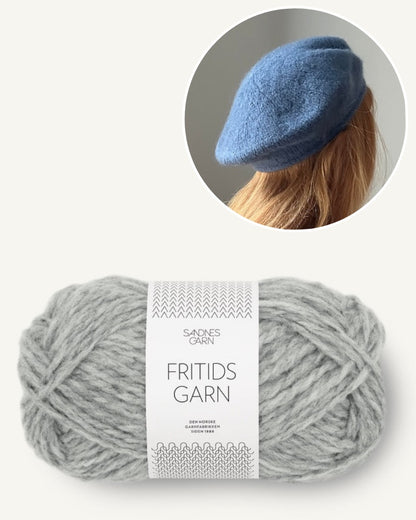 My Favorite Things Knitwear, Beret No. 3 aus Fritidsgarn hellgrau