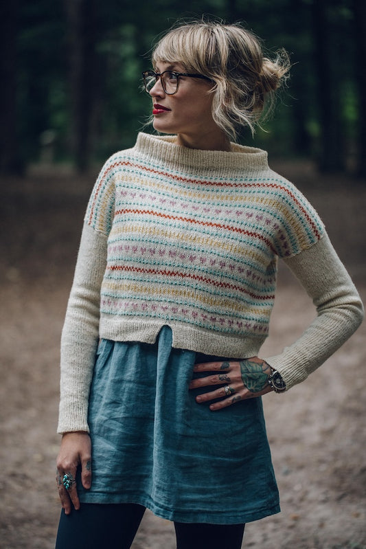  Heartstring Sweater von Andrea Mowry mit Tynn Peer Gynt von Sandnes Garn 1