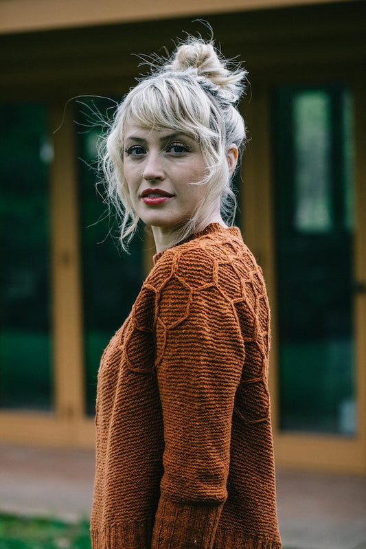 Wool and Honey Sweater von Andrea Mowry mit Sunday von Sandnes Garn 1