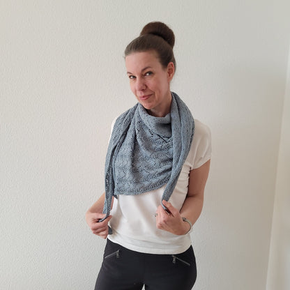 Edel and Pure Tuch von Ani Knits mit Cashmere 4-fädig von Regia Premium 2