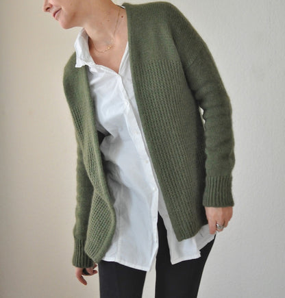 Ankestrick Soso Cardigan aus So Kosho und Sensai von ITO Yarn 3