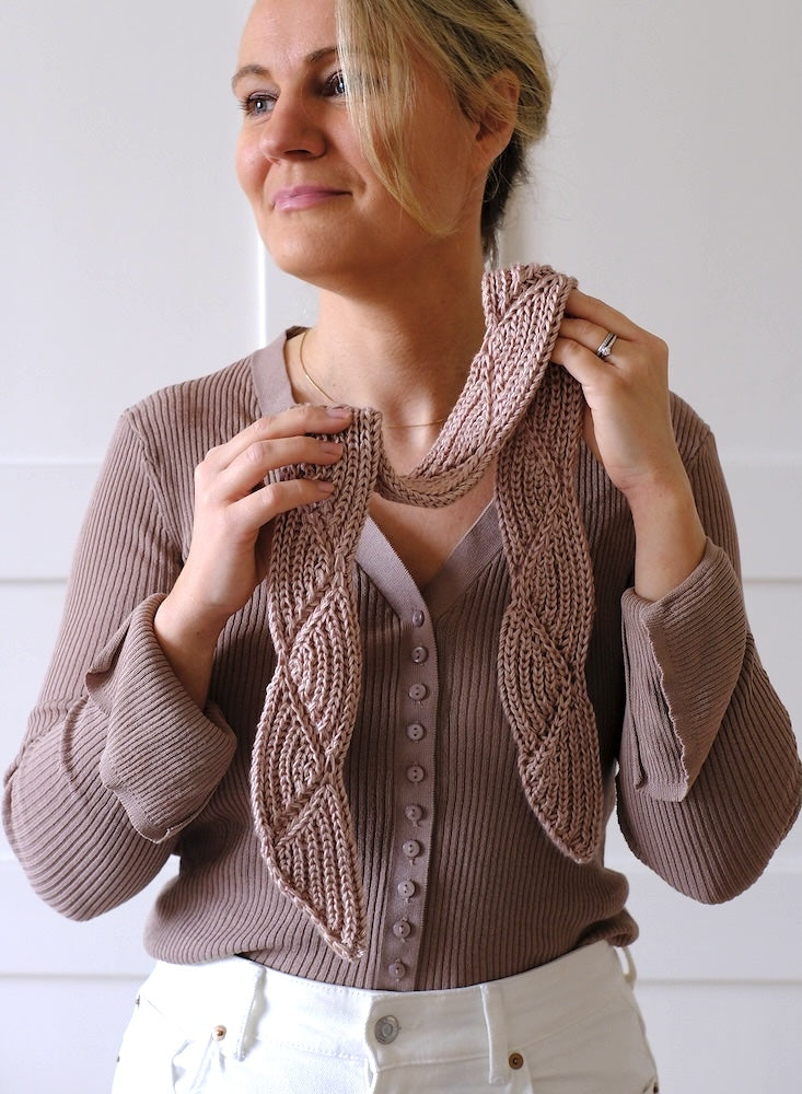 Rosetaa Scarf von AuguteKnit mit Line von Sandnes Garn 1