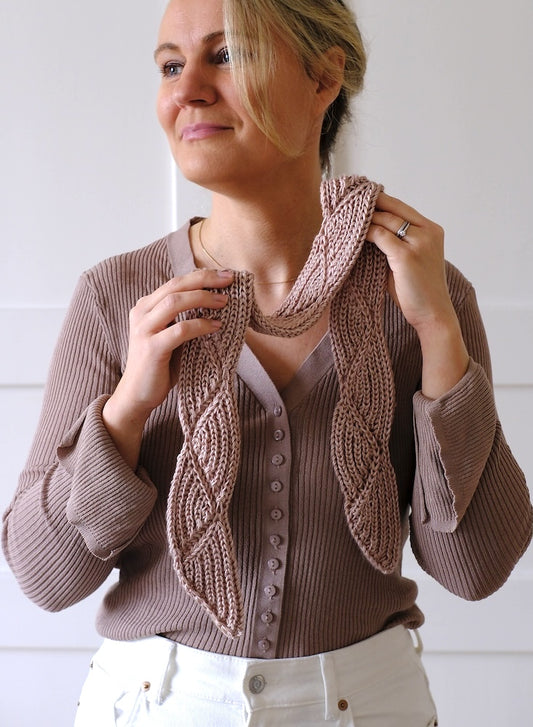 Rosetaa Scarf von AuguteKnit mit Line von Sandnes Garn 1