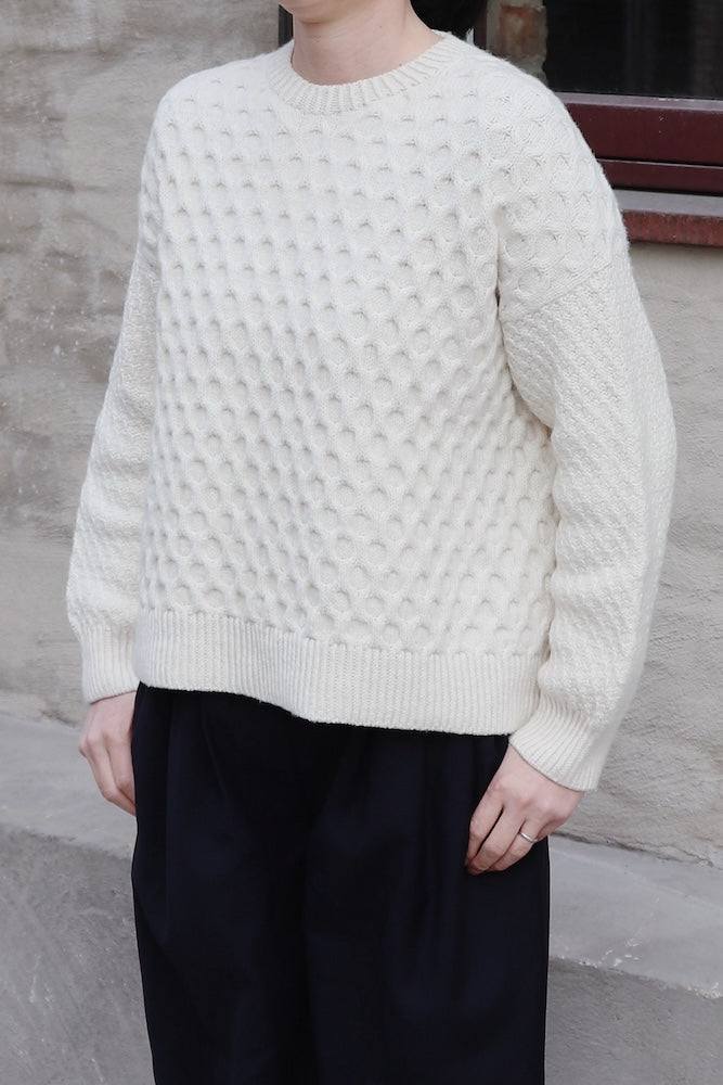 Snow Garden Sweater von Ayako Sato mit Double Sunday von Sandnes Garn 2