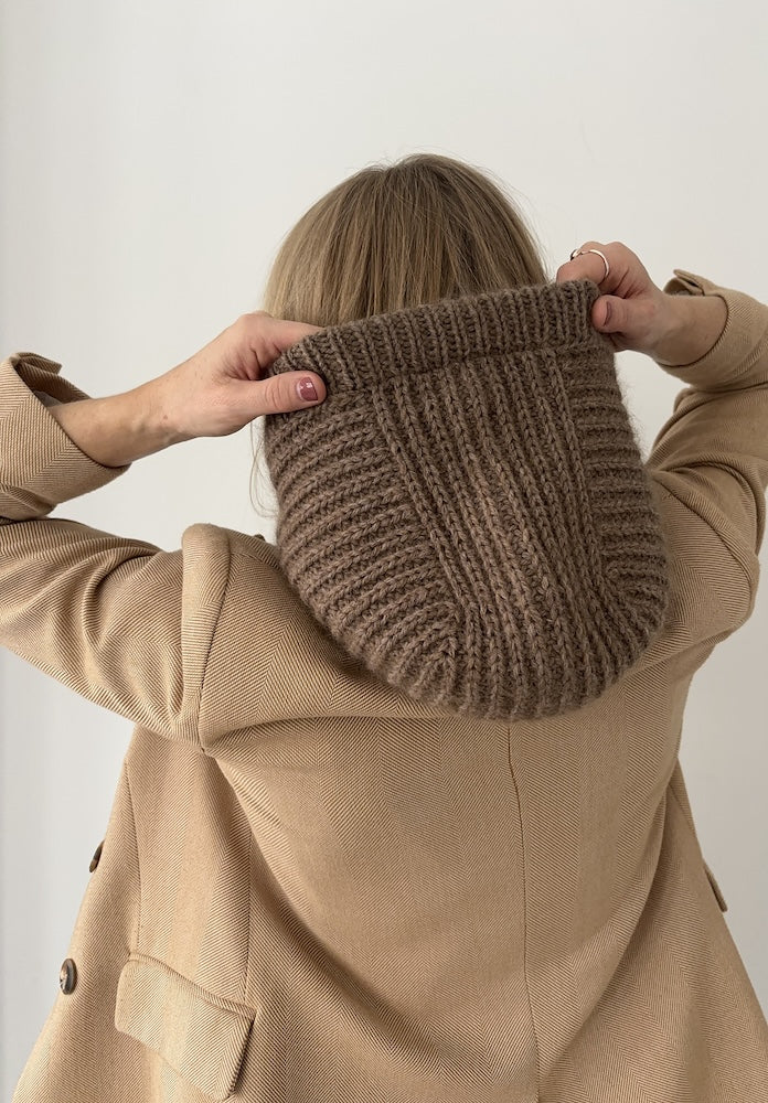 Hebrides Hood von Coco Amour Knitwear mit Heavy Merino und Soft Silk Mohair von Knitting for Olive 2