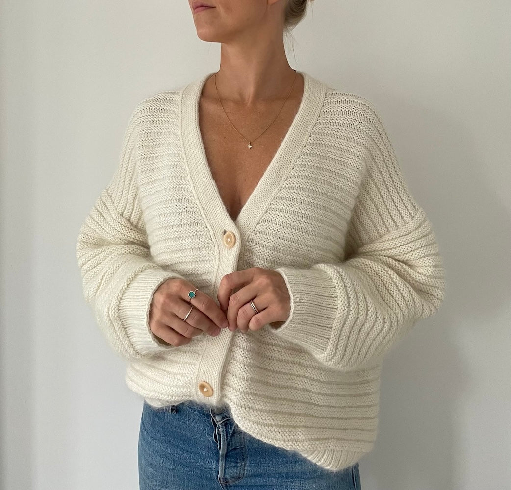 Coco Amour Knitwear Montrose Cardigan mit Double Sunday und Tynn Silk Mohair von Sandnes Garn 1