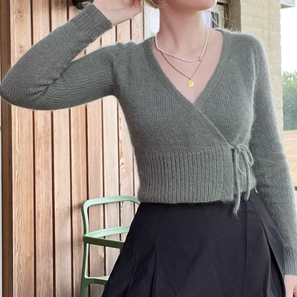 Robinson Wrap | zarte Wickeljacke mit schönem Ausschnitt aus Merino und Soft Silk Mohair von Knitting for Olive