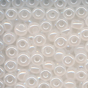 Perles perles de rocaille 4mm 