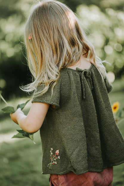 Glöckchenbluse Kids von Kleinigkeitenliebe mit Sunday von Sandnes Garn 2