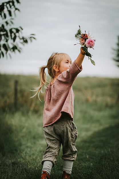 Glöckchenbluse Kids von Kleinigkeitenliebe mit Sunday von Sandnes Garn 6