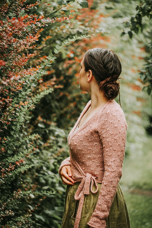 Wickeljacke Wiesenblume von Kleinigkeitenliebe mit Classic Cashmere von Cardiff 1