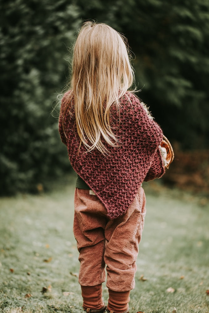 Poncho Akina Kids von Kleinigkeitenliebe mit Poppy von Sandnes Garn 2