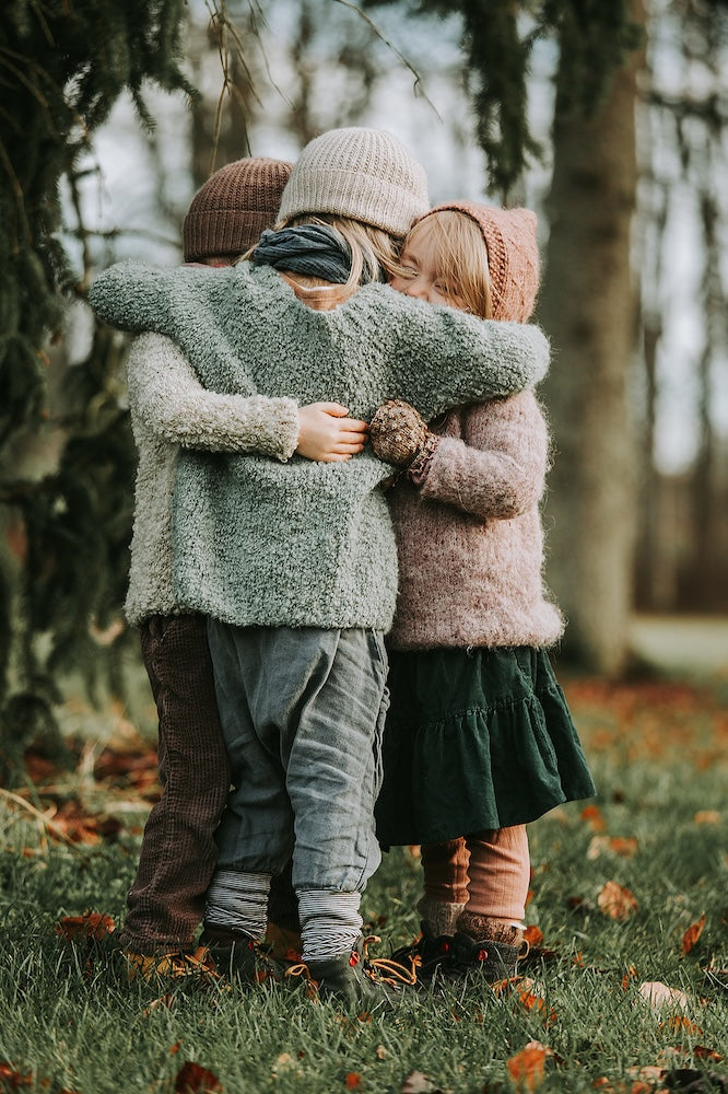 Kleinigkeitenliebe Wolfskinder Pullover mit Alpaca Boucle und Babyalpaka Lace 3