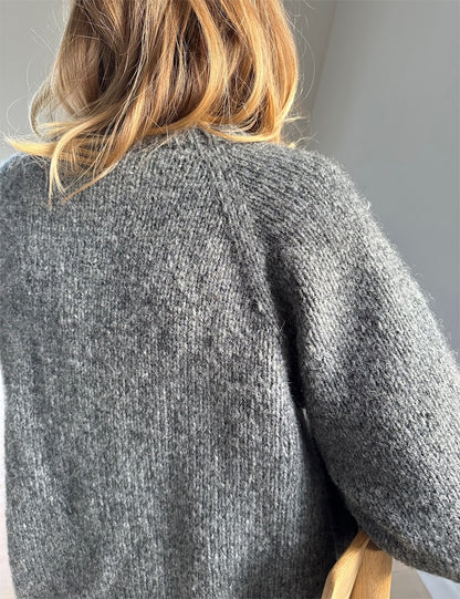 LeKnit Foundation Cardigan mit Fritidsgarn von Sandnes Garn 4