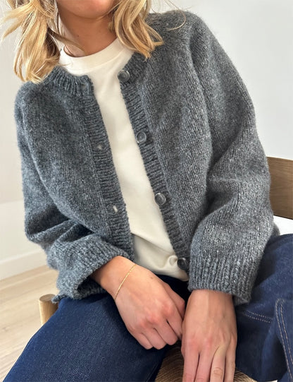 LeKnit Foundation Cardigan mit Fritidsgarn von Sandnes Garn 5