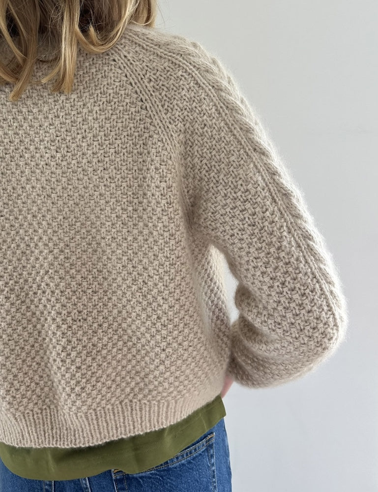 Siri Cardigan von LeKnit mit Poppy von Sandnes Garn 6