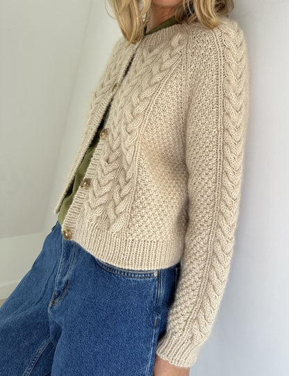 Siri Cardigan von LeKnit mit Poppy von Sandnes Garn 7