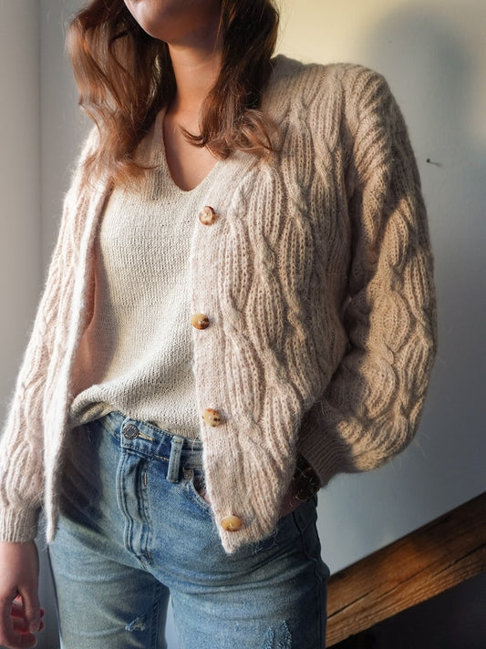 Minou Cardigan von Luisa Rehkopf mit Sunday und Tynn Silk Mohair von Sandnes Garn 1