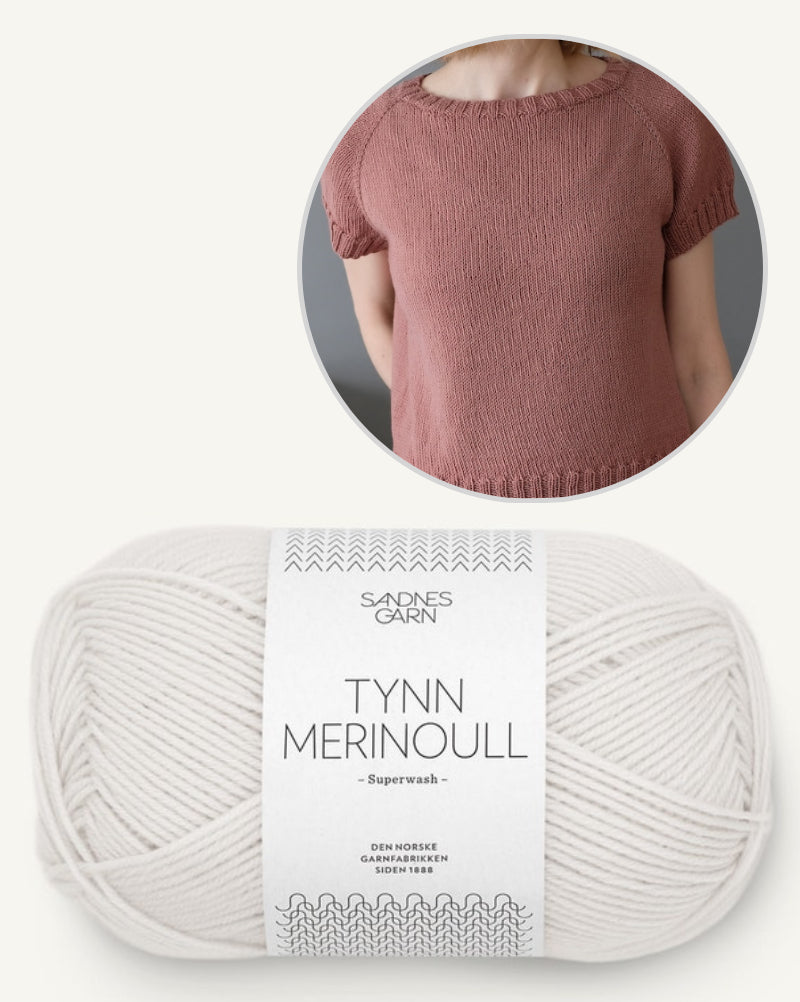 Minimalistic Tee von Suviknits mit Tynn Merinoull von Sandnes Garn 12