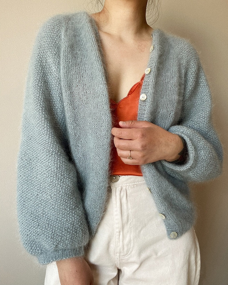 Novemberknits Shine Cardigan mit Tynn Silk Mohair von Sandnes Garn 1