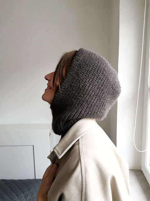 Paula-m Nomad Hood aus Alpaca Soft DK von Rowan 2