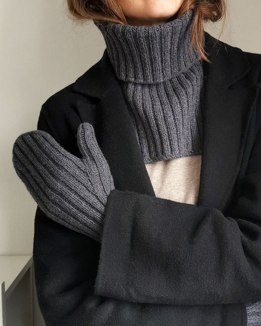 Paula-m Winter Essentials Set aus Mütze, Schalkragen und Handschuhen oder Stulpen mit Kosho von ITO Yarn 1