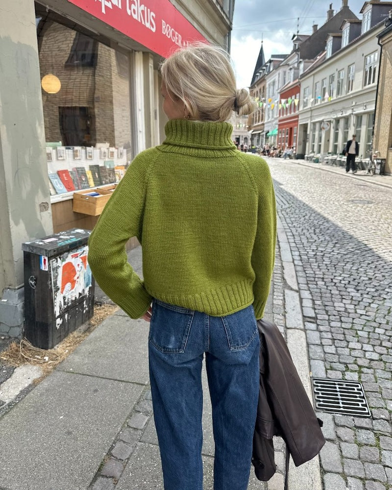 Amy Sweater von PetiteKnit mit Peer Gynt von Sandnes Garn 6