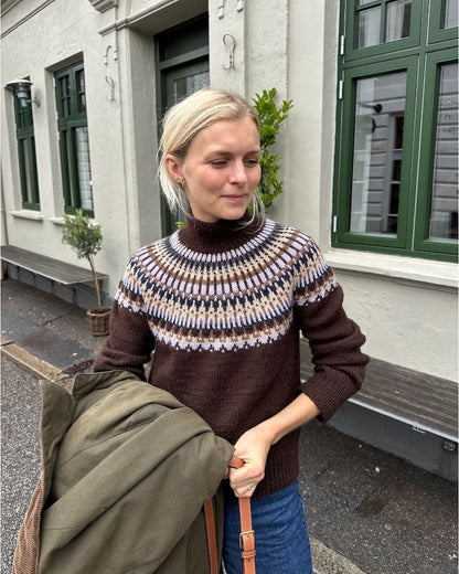 Pull Céleste | Norvégien simple avec Peer Gynt de Sandnes Garn 