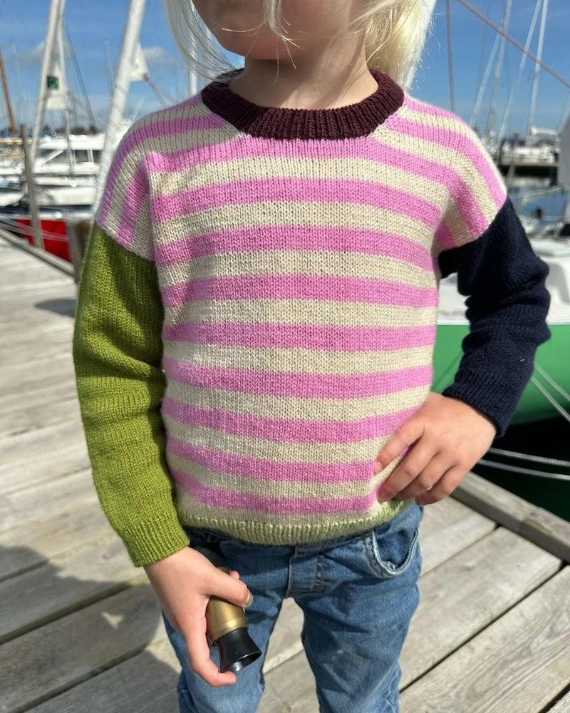 Holger Bluse Kids von PetiteKnit mit Sunday von Sandnes Garn 2