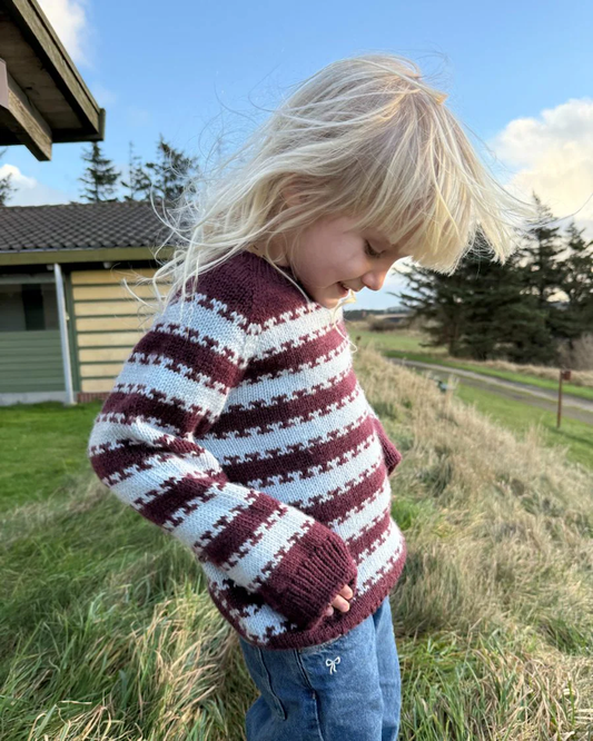 PetiteKnit Key Sweater Kids mit Peer Gynt von Sandnes Garn 1