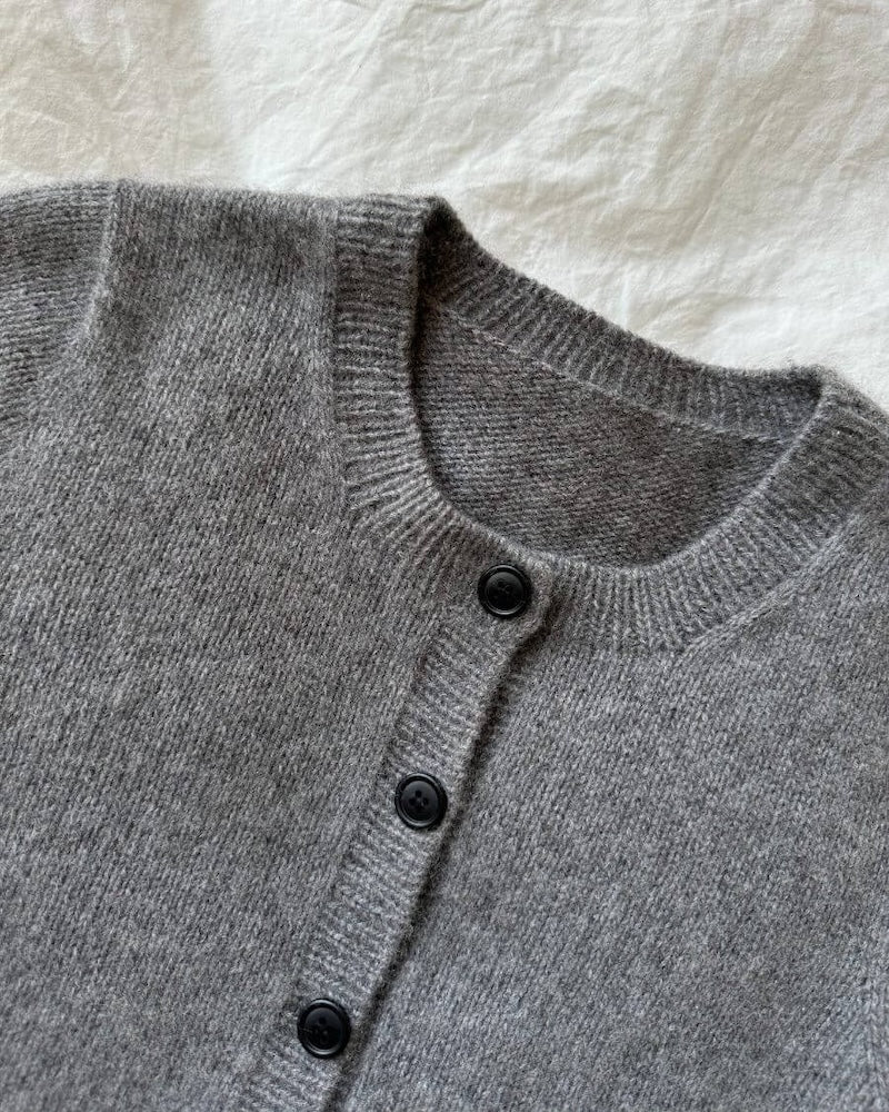 Maggie Cardigan von PetiteKnit mit Classic Cashmere von Cardiff 5