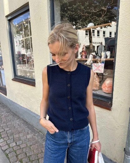 PetiteKnit Maggie Vest mit Cardiff Cashmere Classic 1