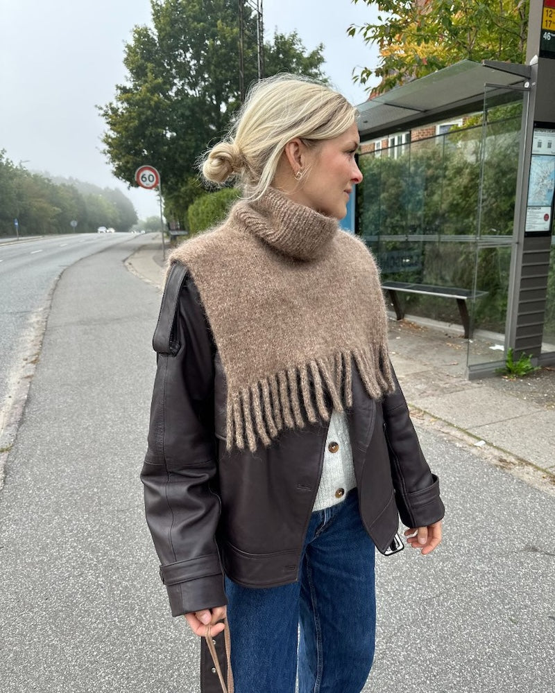 PetiteKnit Nora Neck mit Poppy und Tynn Silk Mohair von Sandnes Garn 1