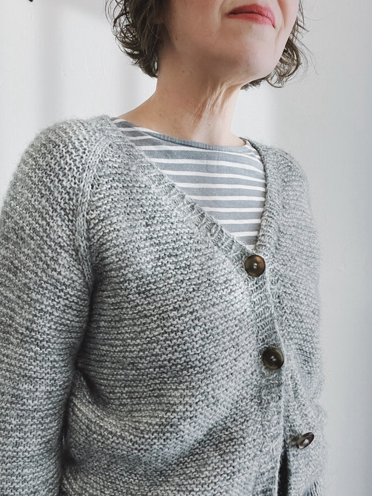 rosa p. Piilo Cardigan mit Kos von Sandnes Garn 2