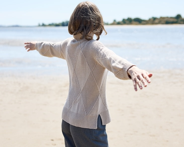 Rosy Green Wool Tyla Pullover mit Lovely Merino Treat 5