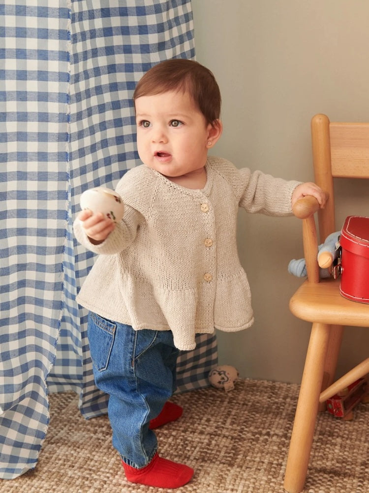 Dina Peplum Cardigan aus der Sandnes Kollektion 2407 Sommer Baby mit Line von Sandnes Garn 5