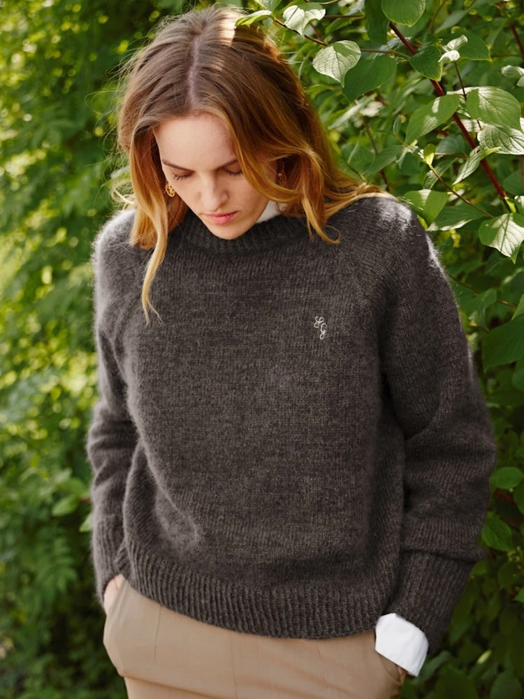 Sammy Sweater aus der Kollektion 2408 von sandnes Mit Sunday und Tynn Silk Mohair 1