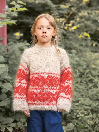 Sandnes Kollektion 2411 Norke Ikoner Barn Fun Chunky Marius Kinderpullover mit Ballerina Chunky Mohair 1