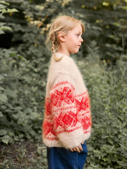 Sandnes Kollektion 2411 Norke Ikoner Barn Fun Chunky Marius Kinderpullover mit Ballerina Chunky Mohair 3