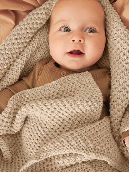 Bienendecke Baby mit Anleitung aus Tynn Merinoull von Sandnes 1