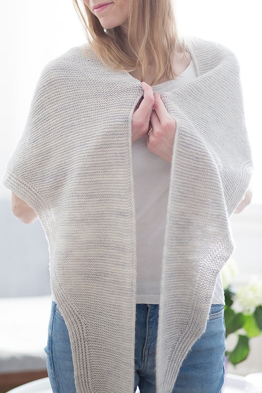 Midsummer Shawl von Suvi Knits mit Saffira von Pascuali 1