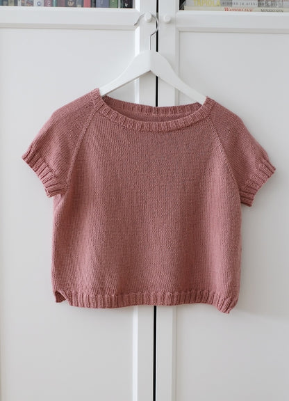 Minimalistic Tee von Suviknits mit Tynn Merinoull von Sandnes Garn 3