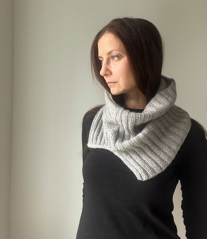 Rib Welt Cowl von Sweaterfreak mit Cashmere Charis von Pascuali 1