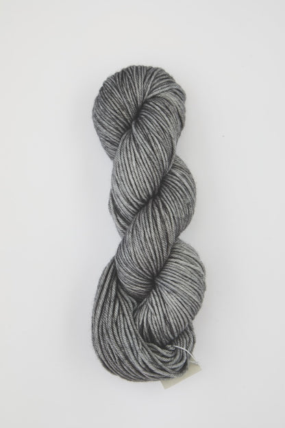 Bella von Symfonie Yarns Farbe 4010