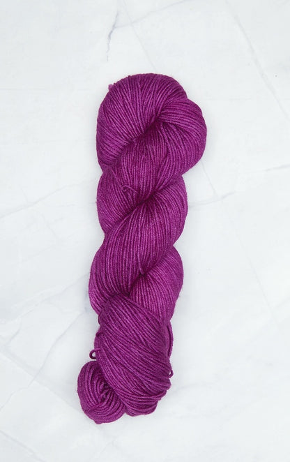 Symfonie Viva Merino Garn Farbe purple fuchsia