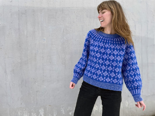 The Weststrand Sisters Majsan Sweater mit Tynn Peer Gynt und Tynn Silk Mohair von Sandnes Garn 1