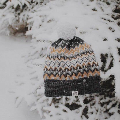 the petite knitter Midnattsol Hat aus Smart von Sandnes Garn 3