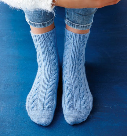 Topp, Das ultimative Socken-Strickbuch, Modell mit Zopfmuster