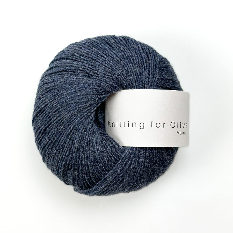 Knitting for Olive Merino Farbe blue whale